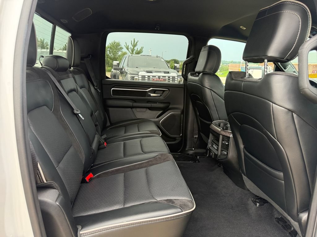 Used 2026 RAM 1500 Laramie AWD/4WD image 40