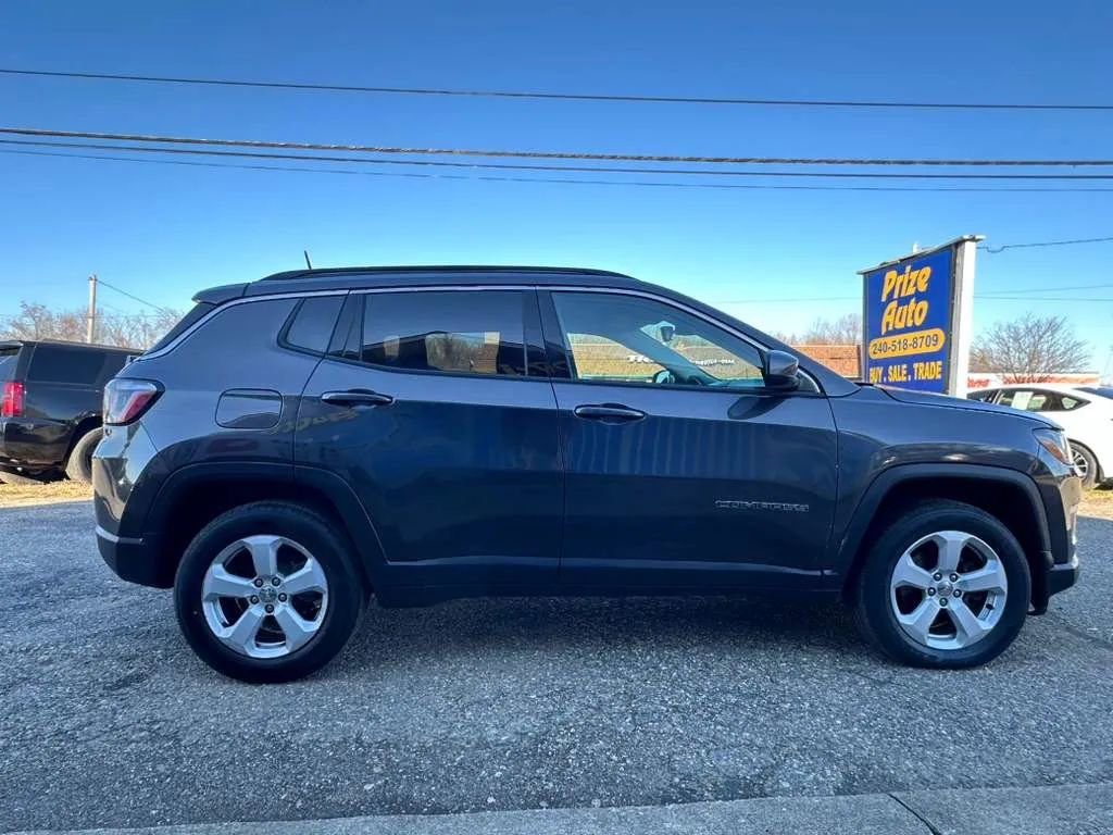 Used 2018 Jeep Compass Latitude image 7