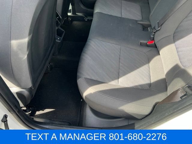 Used 2024 Kia Seltos LX AWD/4WD image 35