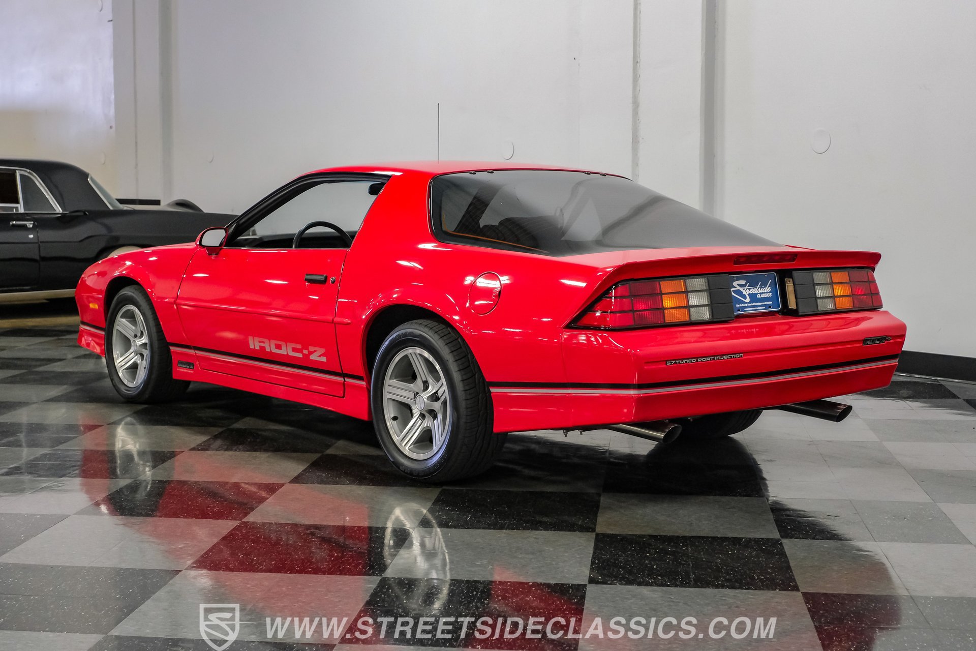 Used 1990 Chevrolet Camaro IROC-Z RWD image 9