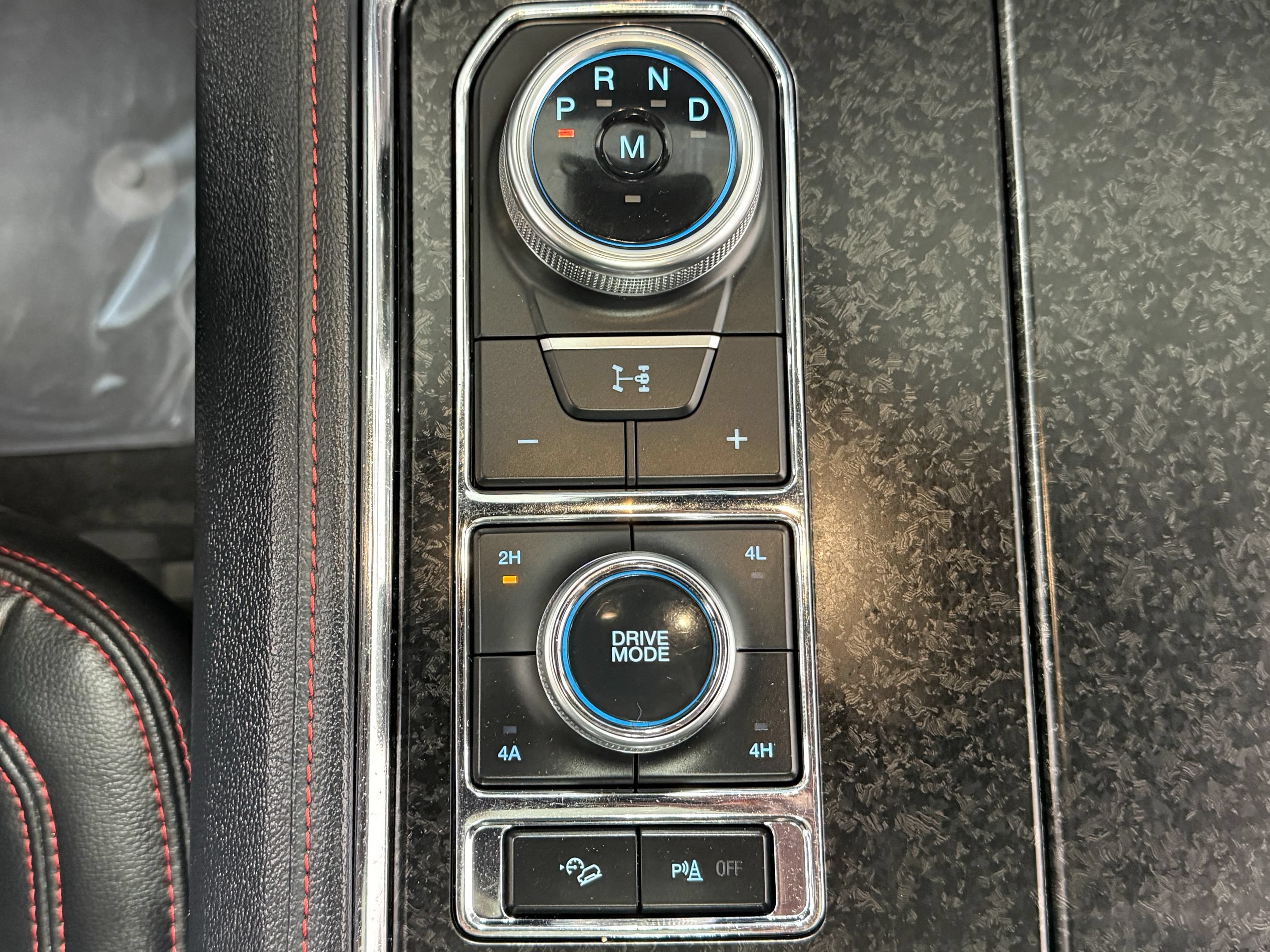 Used 2023 Ford Expedition Limited AWD/4WD image 30