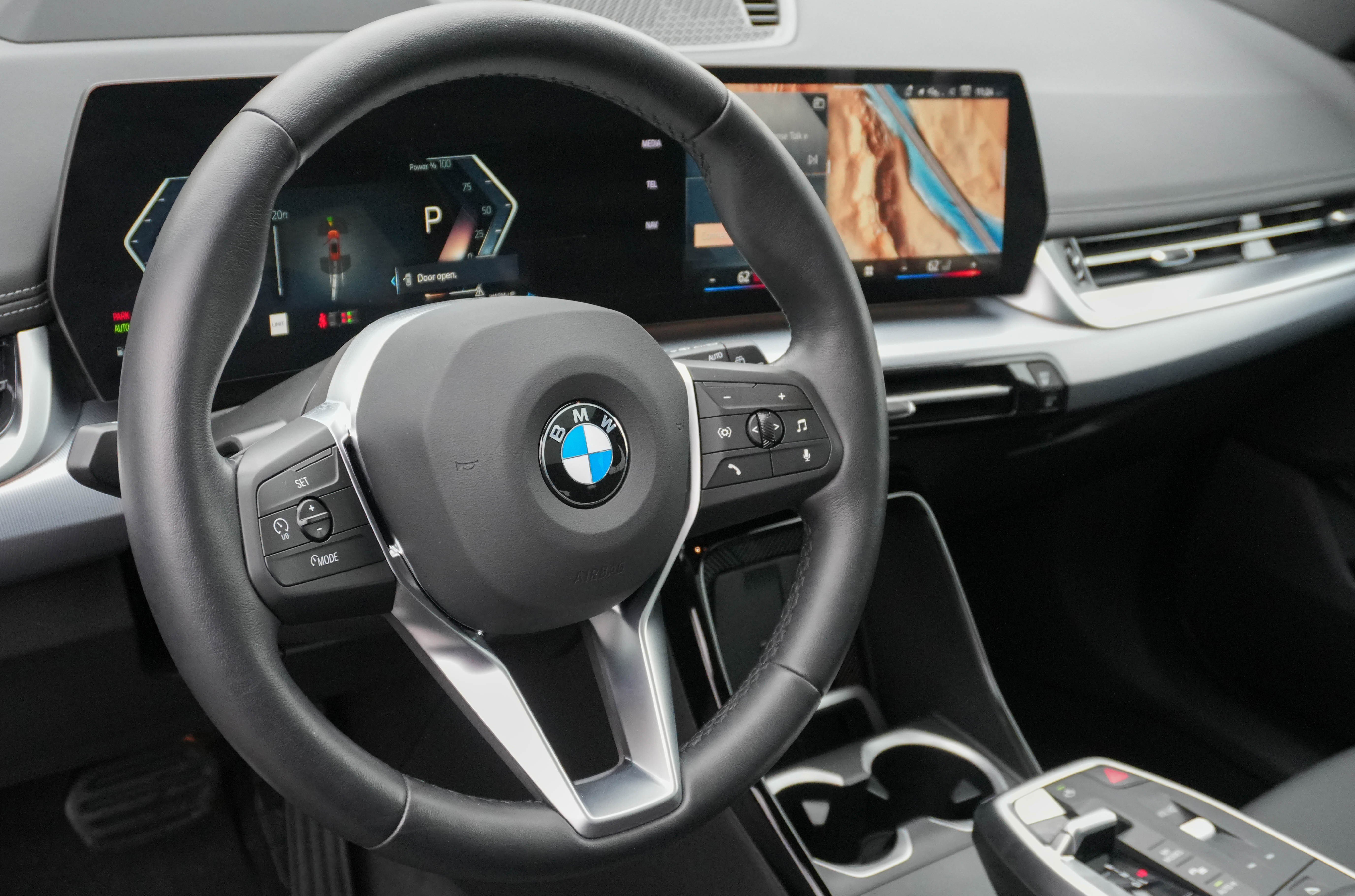 Certified 2025 BMW X1 xDrive28i image 10