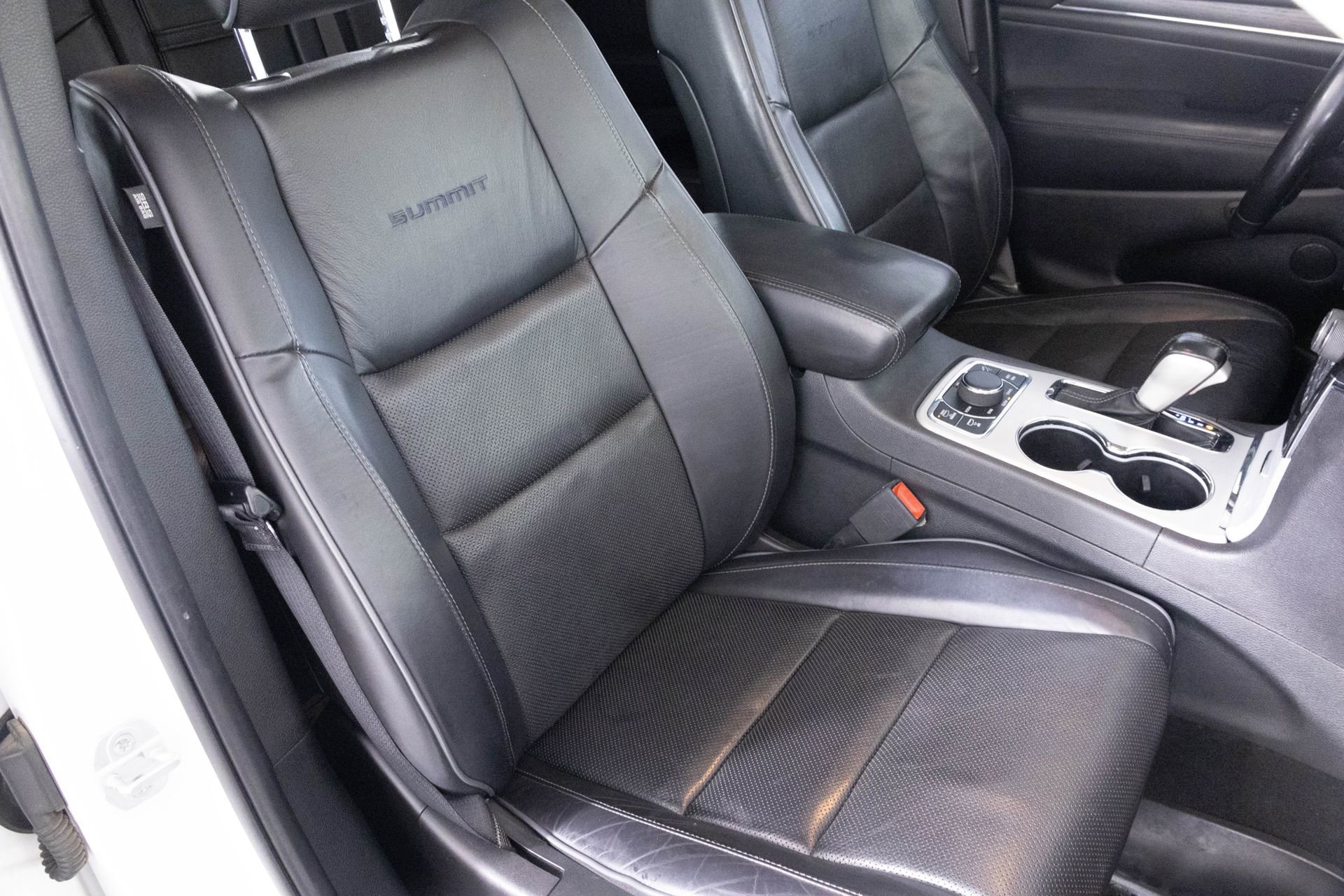 Used 2020 Jeep Grand Cherokee Summit image 43