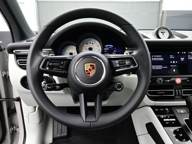 New 2026 Porsche Macan GTS AWD/4WD image 8