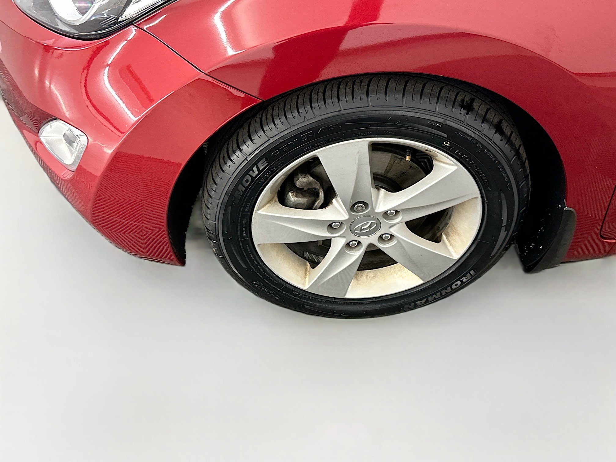 Used 2013 Hyundai Elantra GLS w/ Preferred Pkg FWD image 11