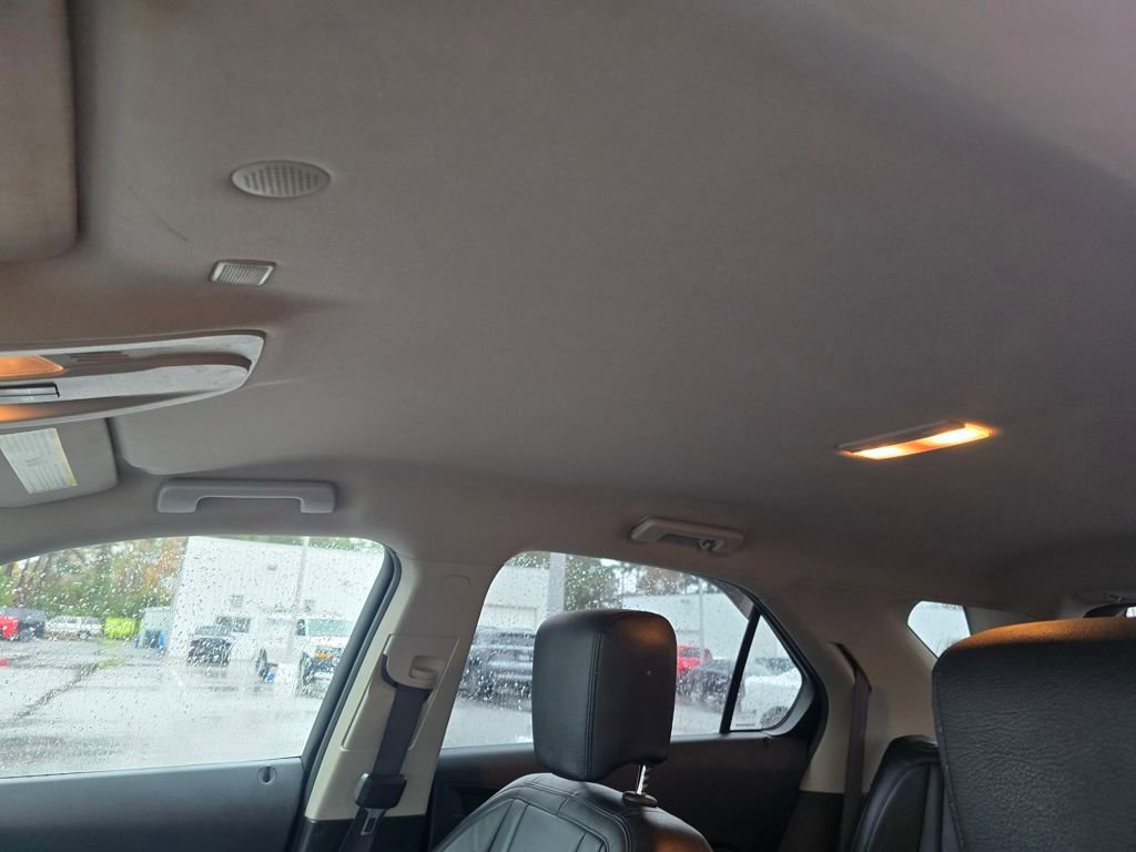 Used 2017 Chevrolet Equinox LT w/ Convenience Package image 42