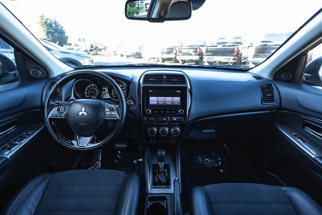 Used 2024 Mitsubishi Outlander Sport SE AWD/4WD image 23