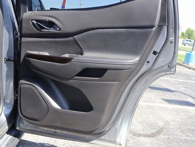 Used 2020 GMC Acadia AT4 w/ Driver Alert Package II AWD/4WD image 15