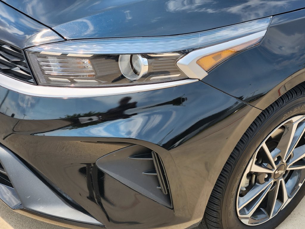 Certified 2024 Kia Forte LXS FWD image 18