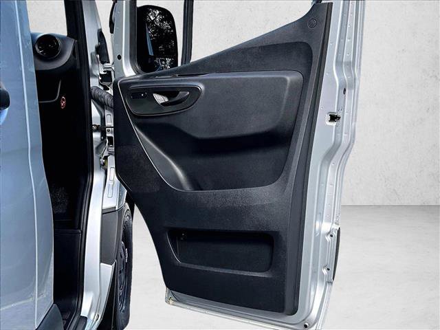Used 2023 Mercedes-Benz Sprinter 2500 image 19