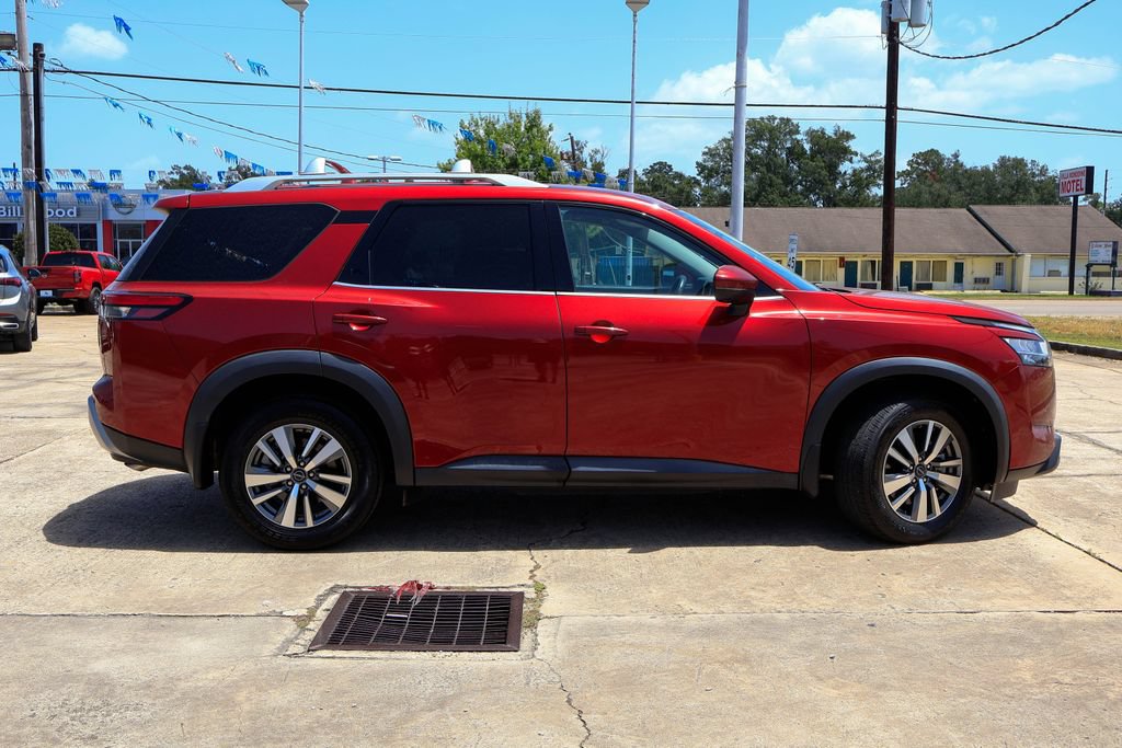 Used 2023 Nissan Pathfinder SL FWD image 23