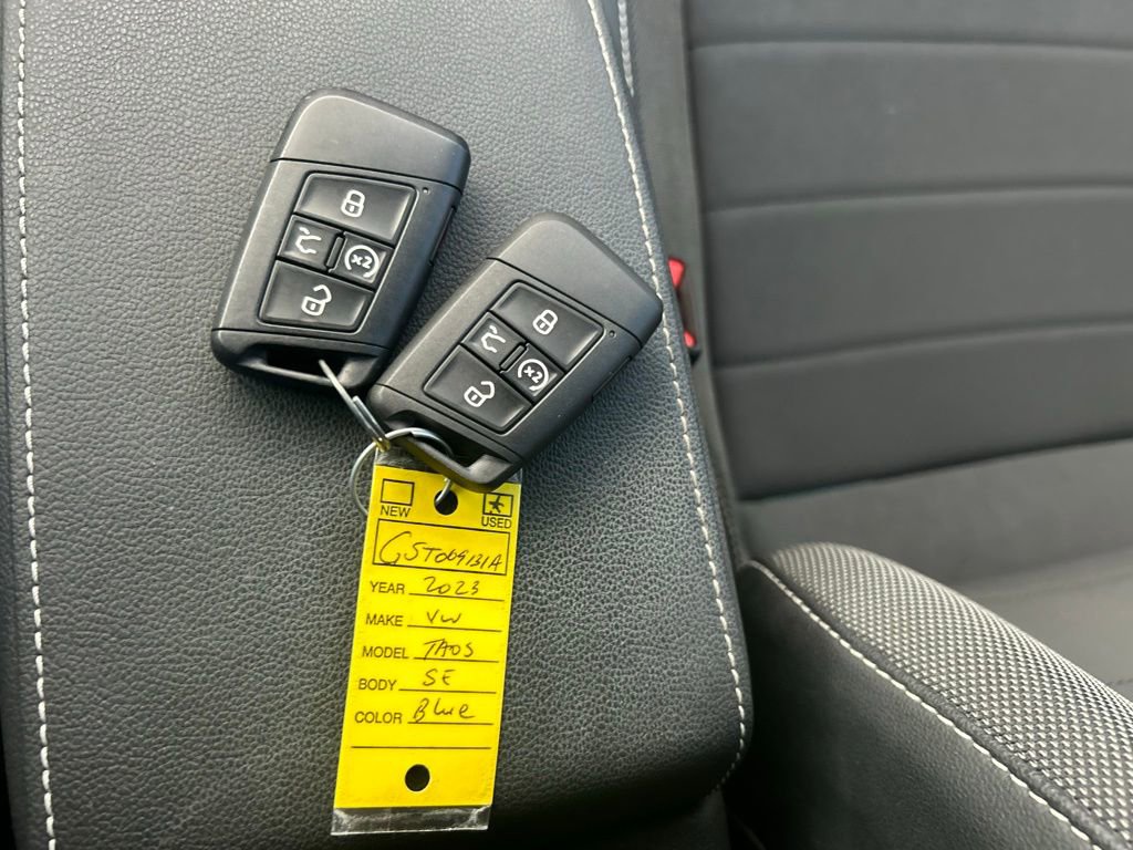 Used 2023 Volkswagen Taos SE w/ Panoramic Sunroof Package image 52