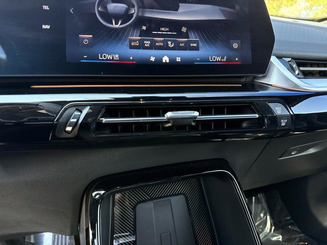 Used 2025 BMW X2 xDrive28i image 28
