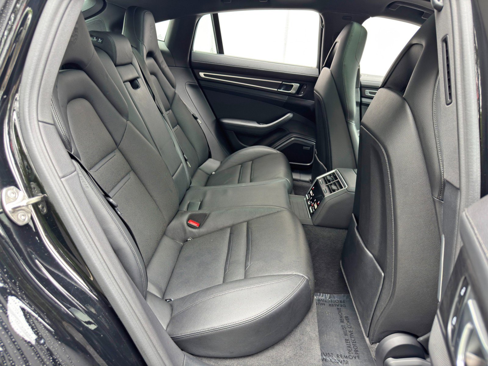 Used 2023 Porsche Panamera Platinum Edition RWD image 39