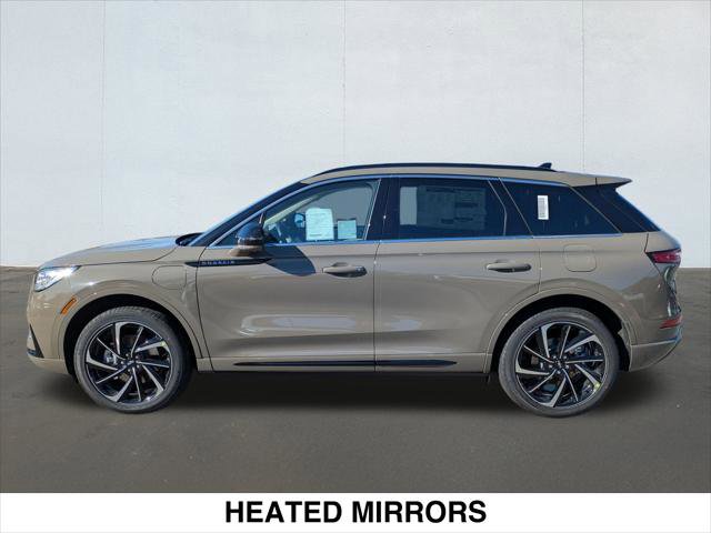 New 2026 Lincoln Corsair Grand Touring AWD/4WD image 3