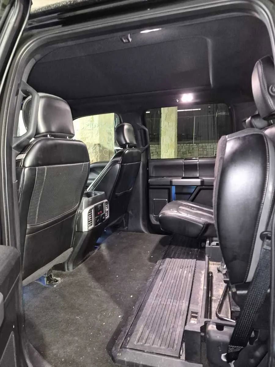 Used 2018 Ford F350 Platinum w/ Platinum Ultimate Package AWD/4WD image 6