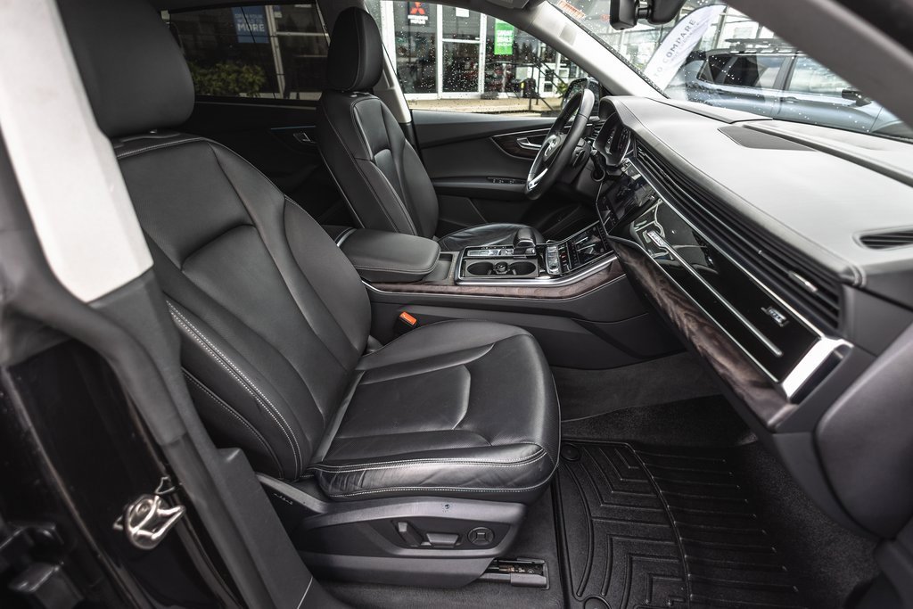 Used 2019 Audi Q8 Prestige w/ Adaptive Chassis Package image 30