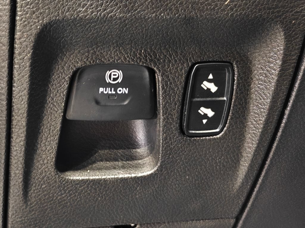 Used 2019 RAM 1500 Big Horn AWD/4WD image 10