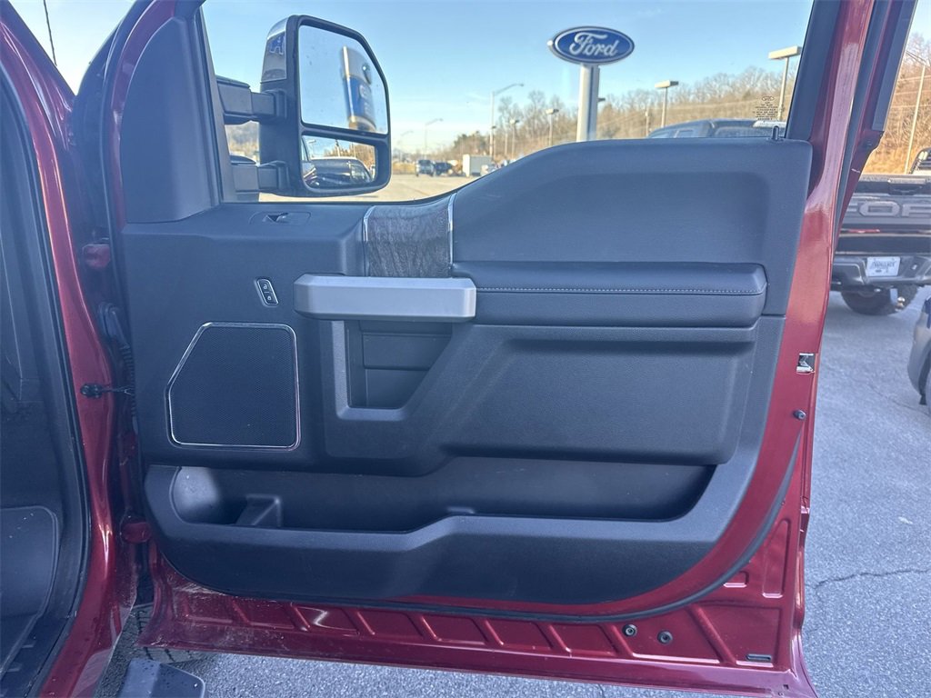 Used 2018 Ford F250 Lariat w/ Tow Technology Bundle image 20