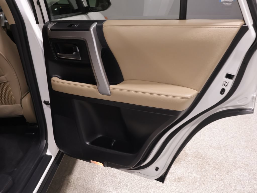 Used 2018 Toyota 4Runner SR5 Premium AWD/4WD image 21