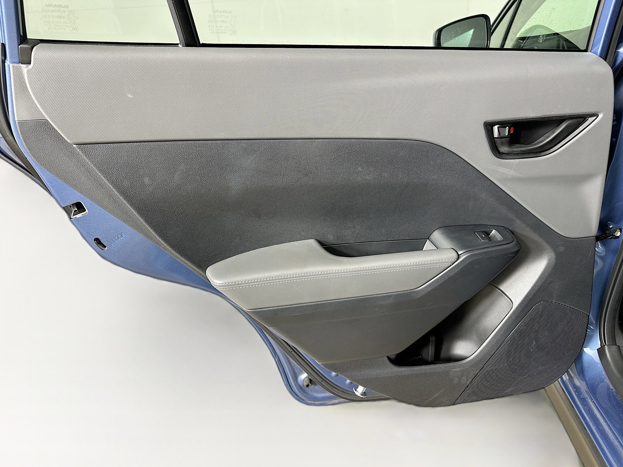 Used 2024 Subaru Crosstrek 2.0i Premium image 27