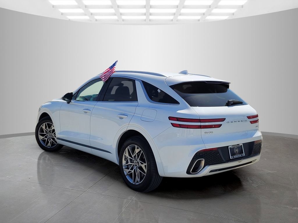 Used 2025 Genesis GV70 2.5T AWD/4WD image 6