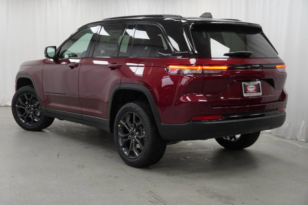 New 2025 Jeep Grand Cherokee Limited image 14