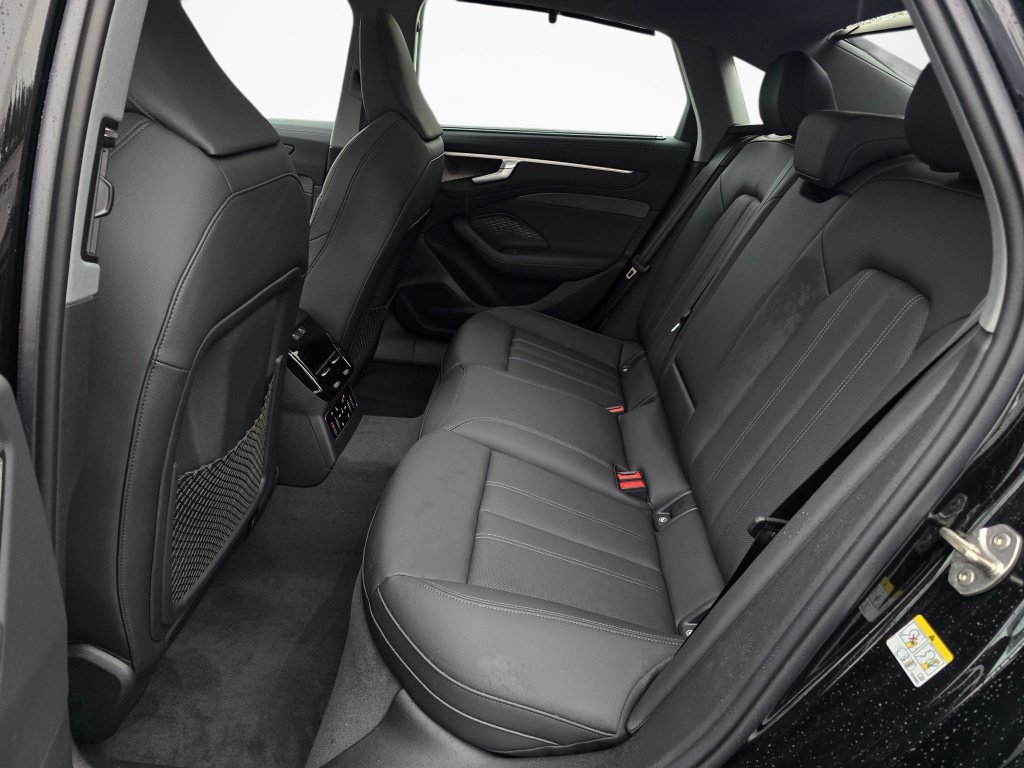 New 2026 Audi A6 Premium Plus AWD/4WD image 18