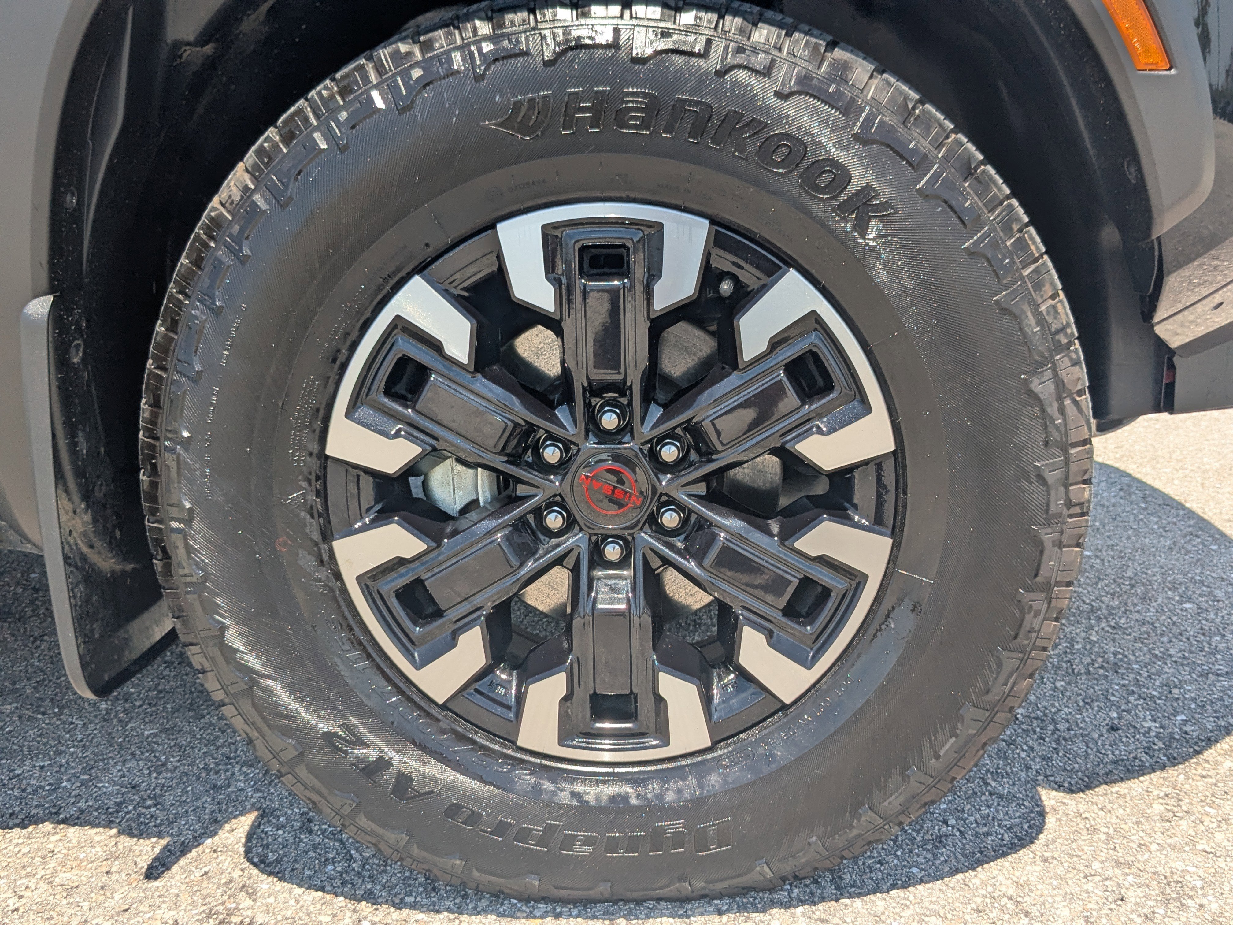 Used 2024 Nissan Frontier PRO-4X w/ Off-Road Protection Package image 11