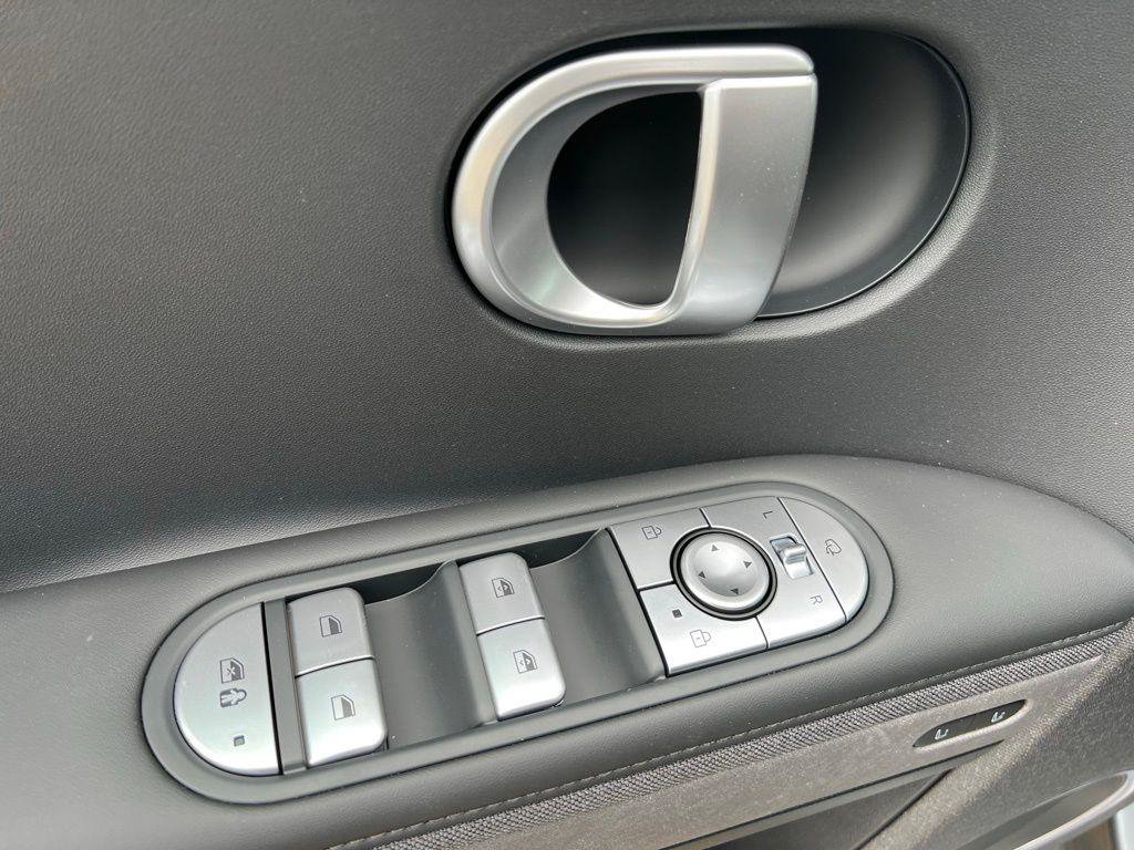 New 2024 Hyundai Ioniq 5 Limited AWD/4WD image 14