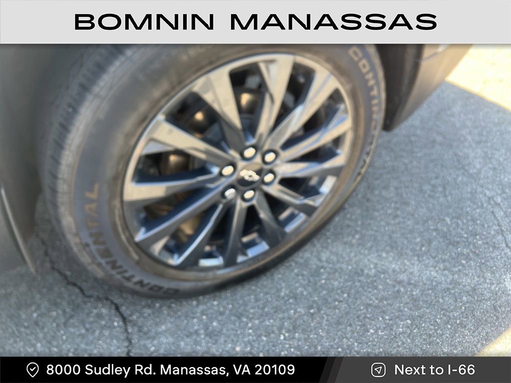 Used 2022 Chevrolet Traverse RS image 7