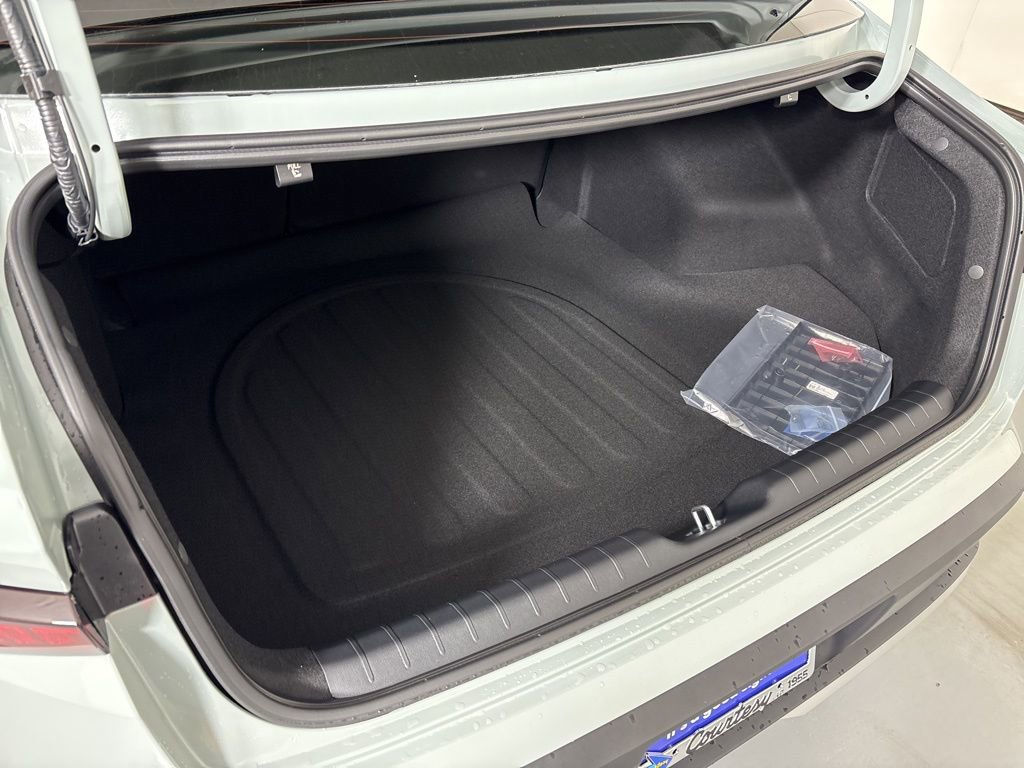 New 2026 Kia K4 LXS image 36