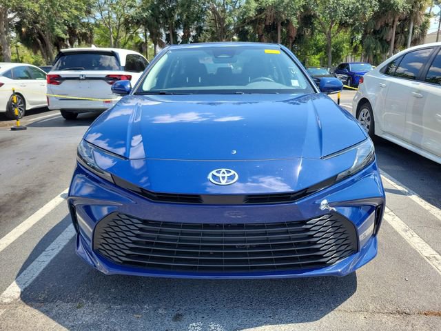 Used 2025 Toyota Camry LE w/ Convenience Package FWD image 2