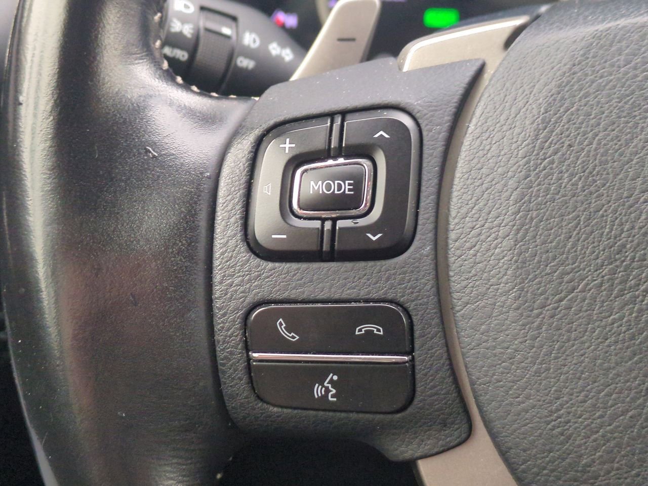 Used 2020 Lexus NX 300h AWD w/ Premium Package image 18