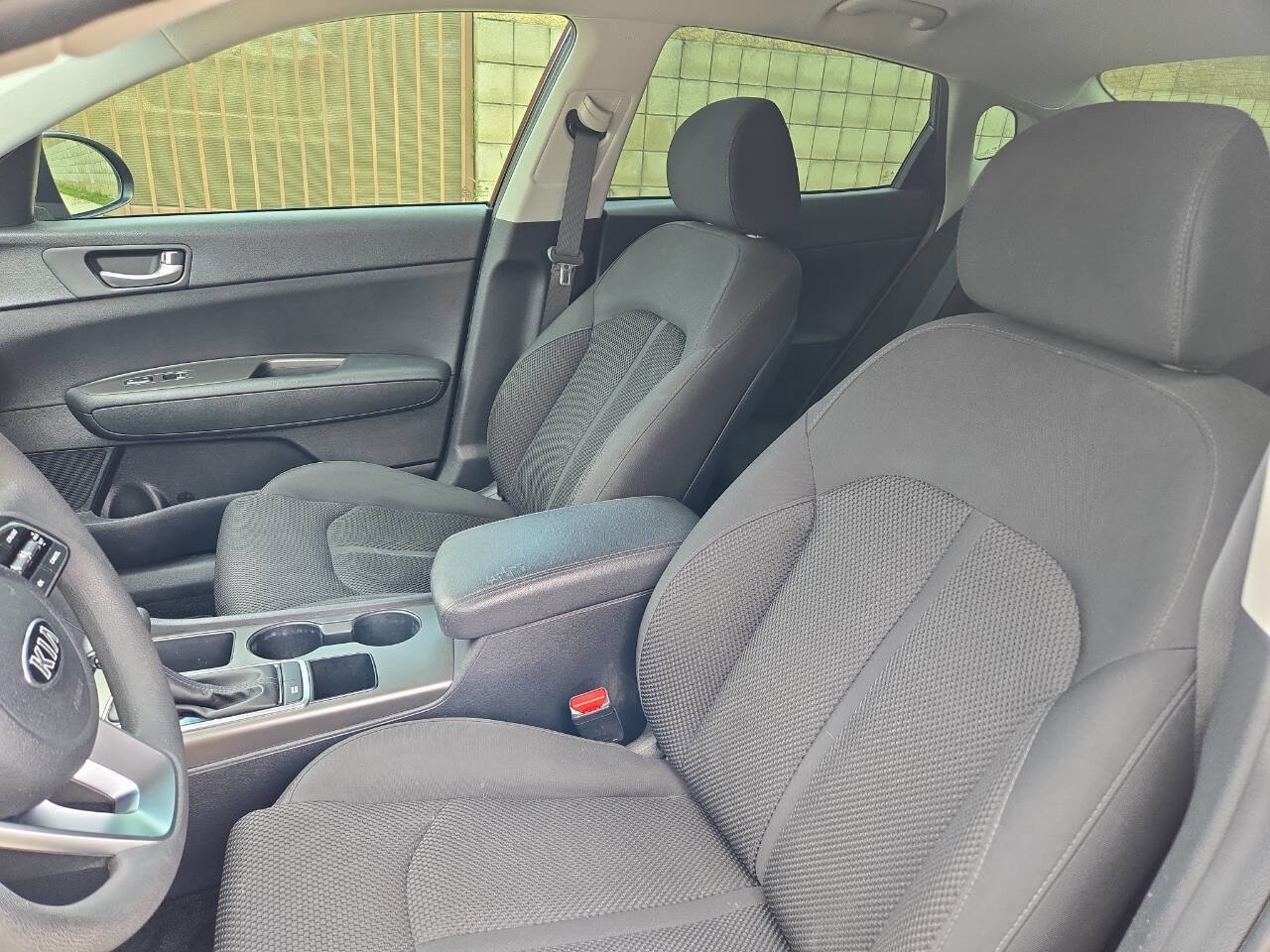 Used 2020 Kia Optima LX image 42