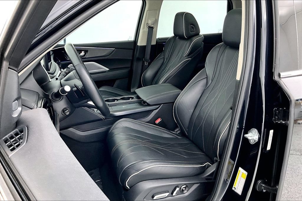 Certified 2025 Acura MDX SH-AWD w/ Advance Package image 32
