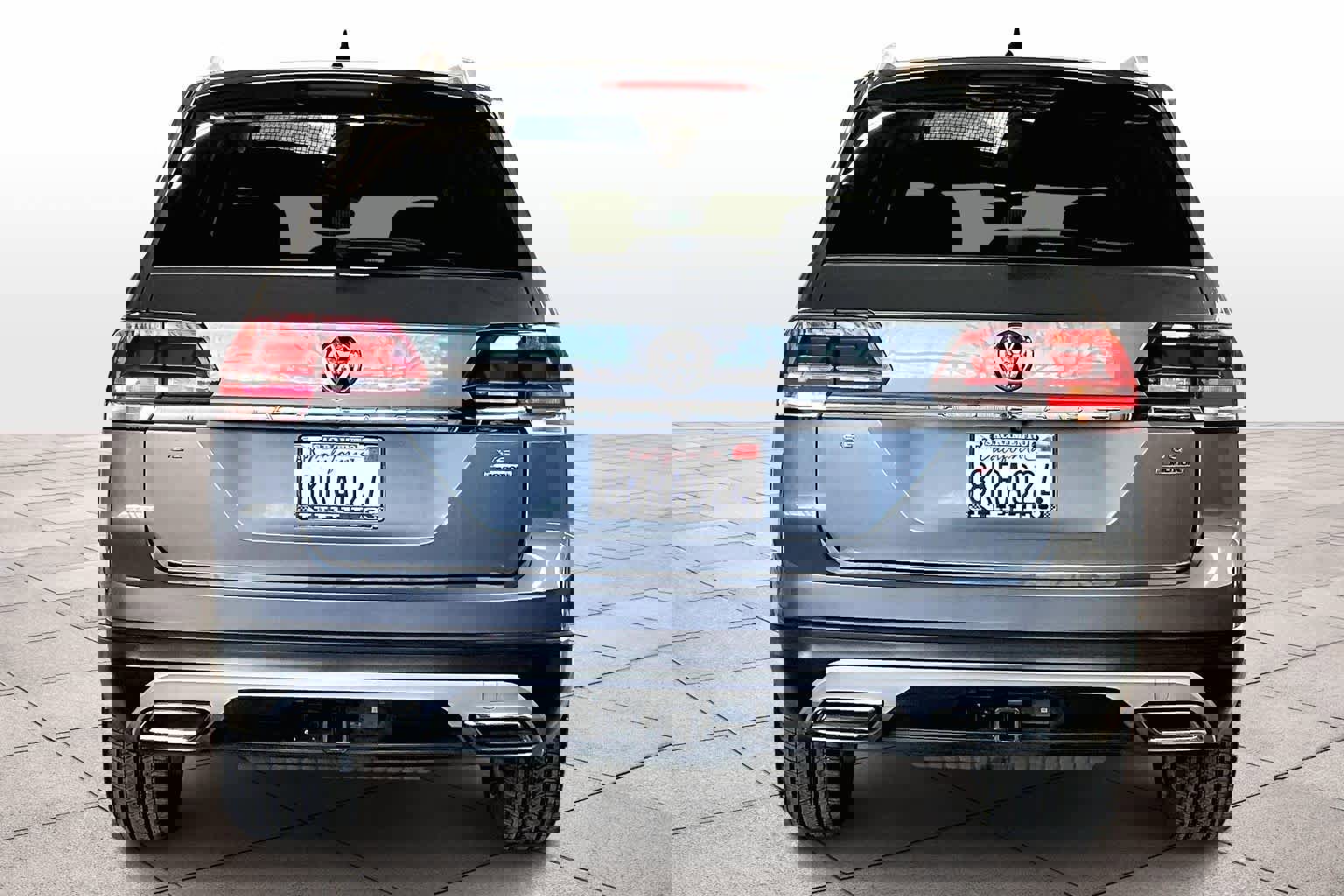 Used 2019 Volkswagen Atlas SE w/ Towing Package image 7