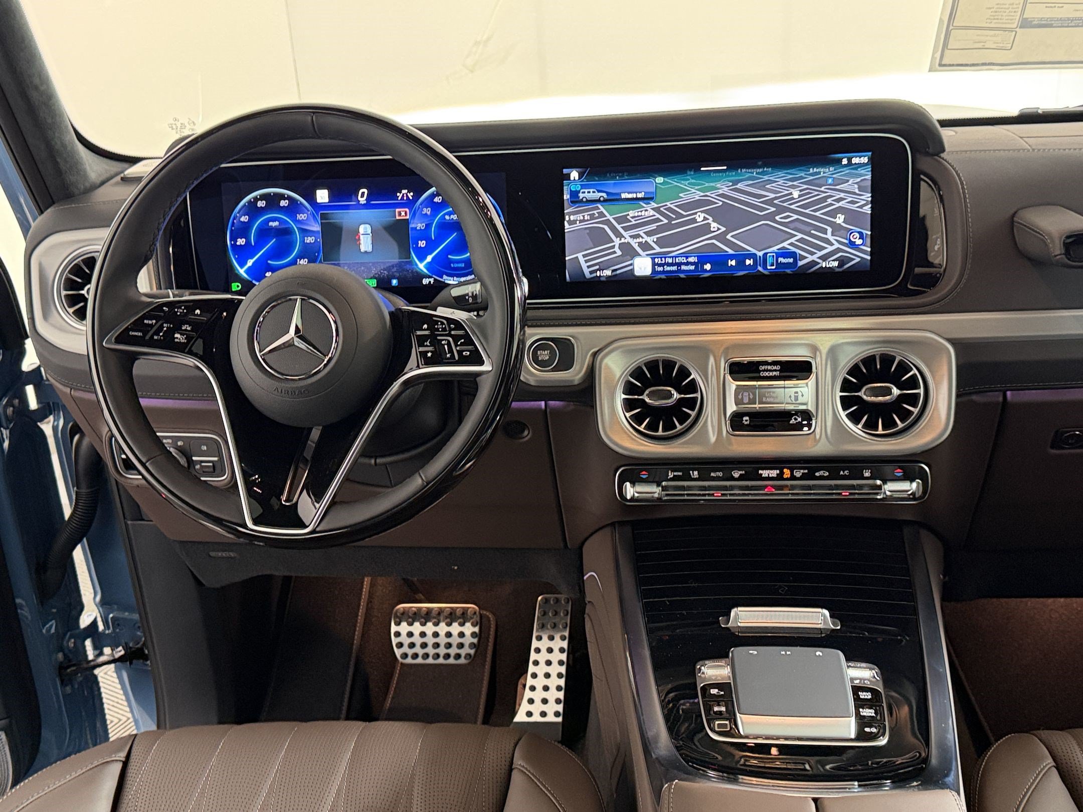 New 2027 Mercedes-Benz G 580 e image 30