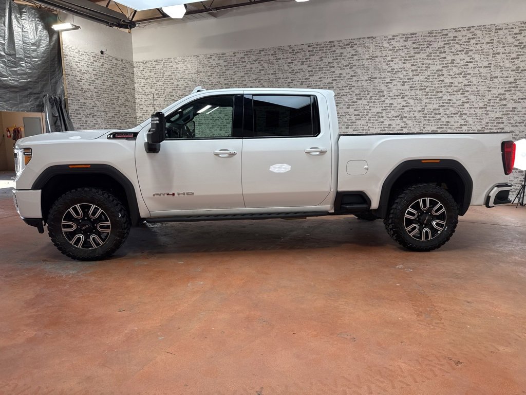 Used 2023 GMC Sierra 2500 AT4 w/ AT4 Preferred Package image 4