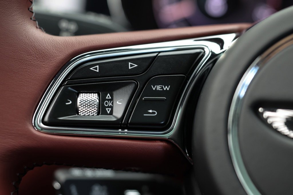 New 2024 Bentley Bentayga image 25