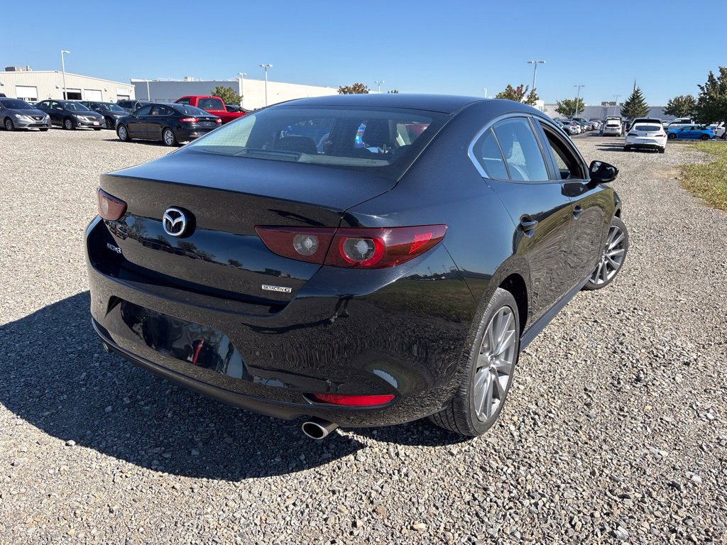 Used 2025 MAZDA MAZDA3 s FWD image 10