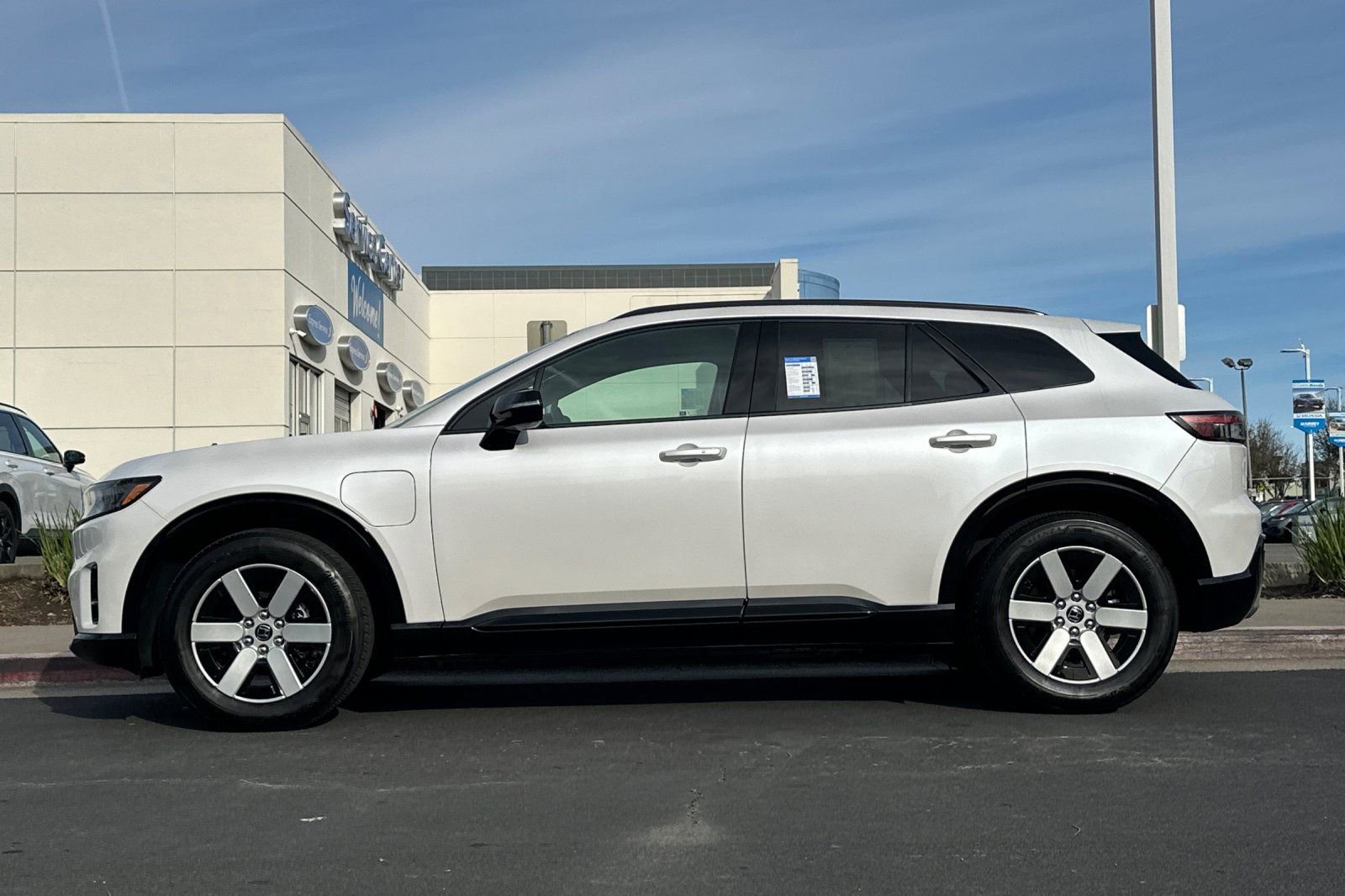 Used 2024 Honda Prologue Touring image 6