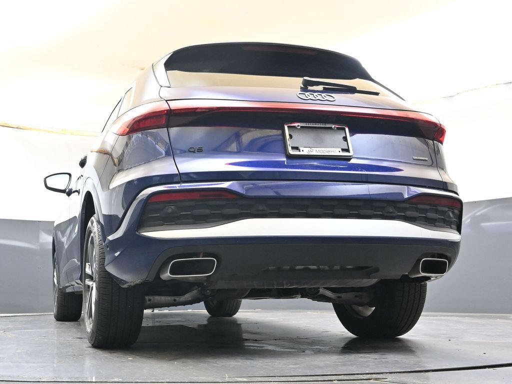 Used 2025 Audi Q5 Premium Plus w/ Premium Plus AWD/4WD image 32