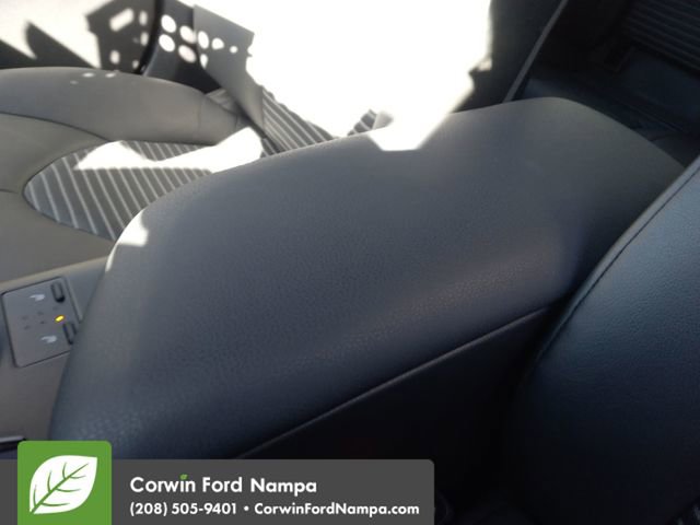 Used 2023 Toyota Camry SE w/ Cold Weather Package image 19