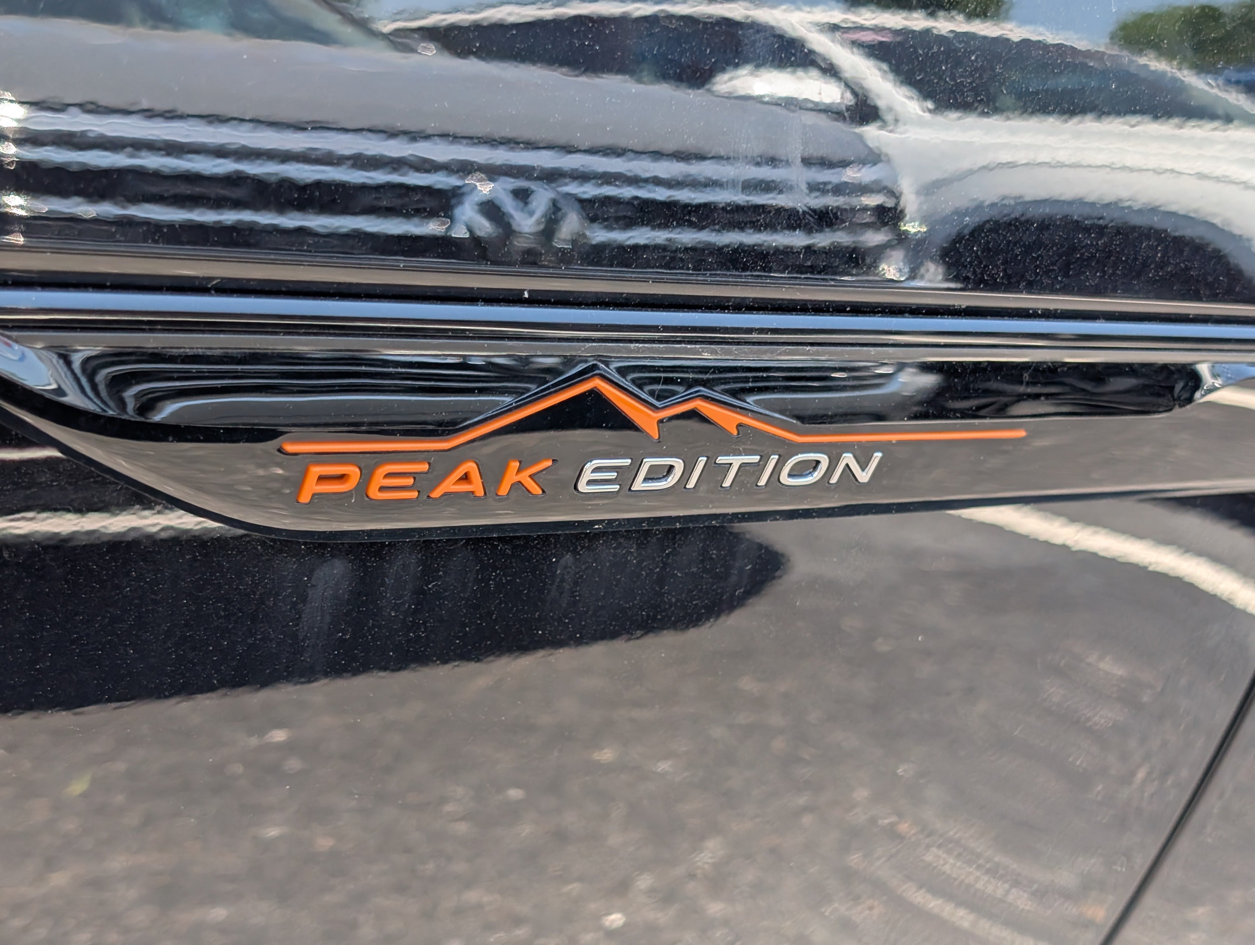 New 2026 Volkswagen Atlas Peak Edition AWD/4WD image 8