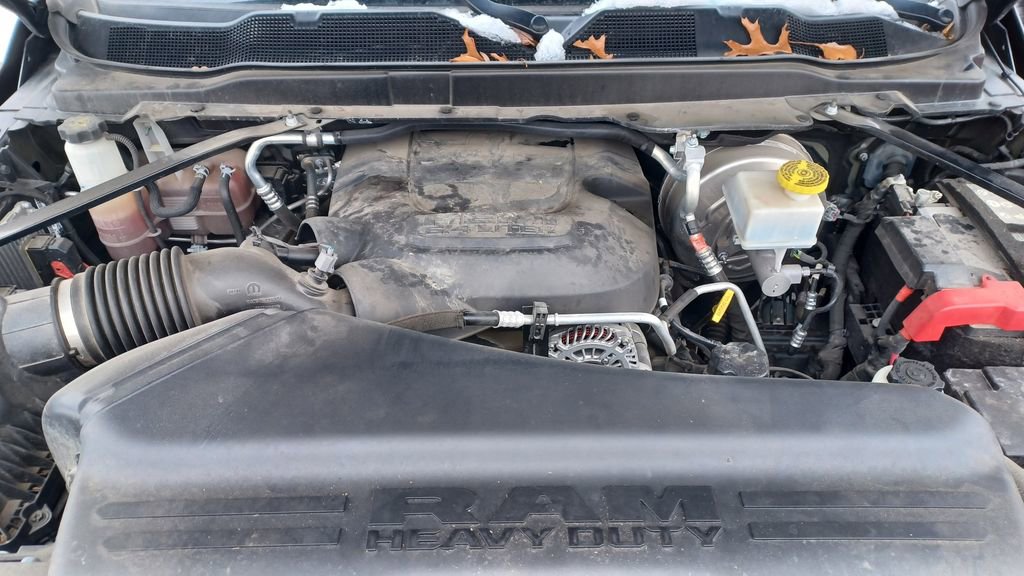 Used 2020 RAM 2500 Tradesman w/ Chrome Appearance Group image 9