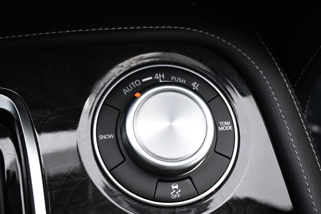 Used 2024 INFINITI QX80 Luxe AWD/4WD image 36