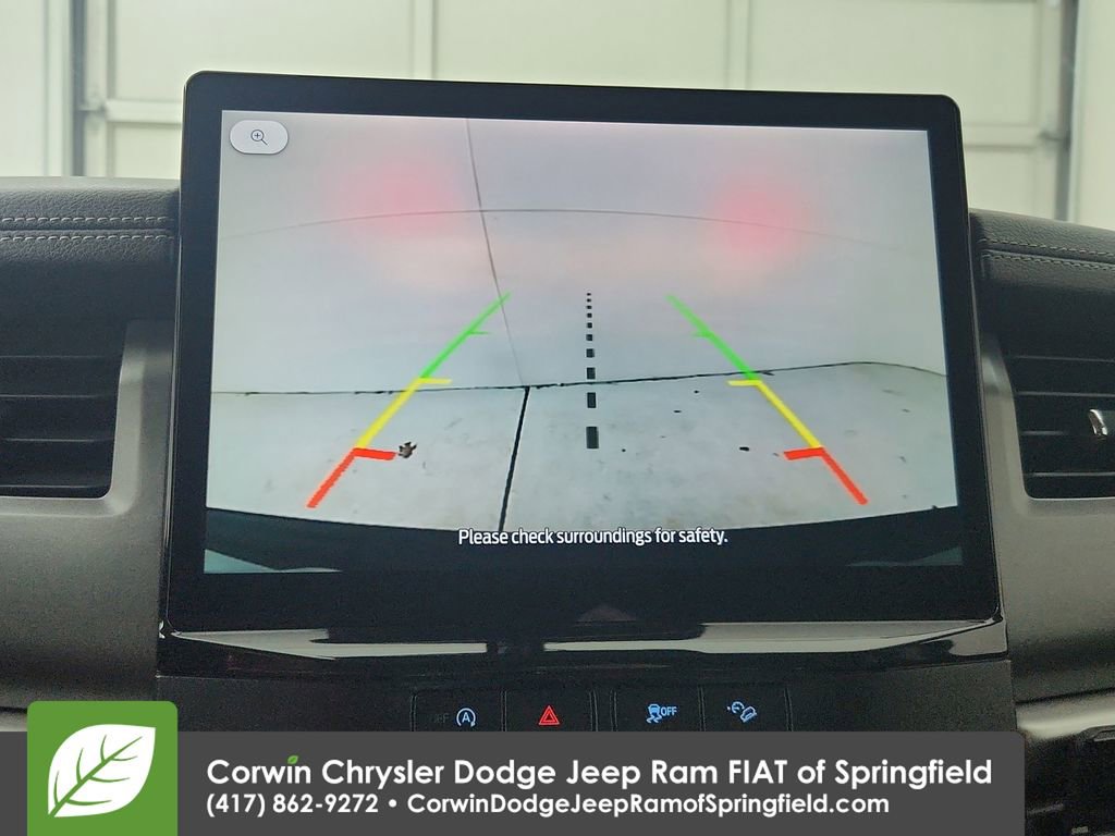 Used 2024 Ford Expedition Max XLT image 25