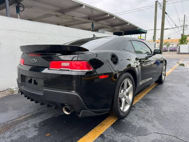 Used 2015 Chevrolet Camaro LT w/ 1LT Preferred Package RWD image 6