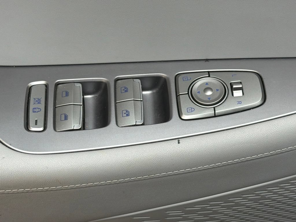 Used 2024 Hyundai Palisade SEL FWD image 24